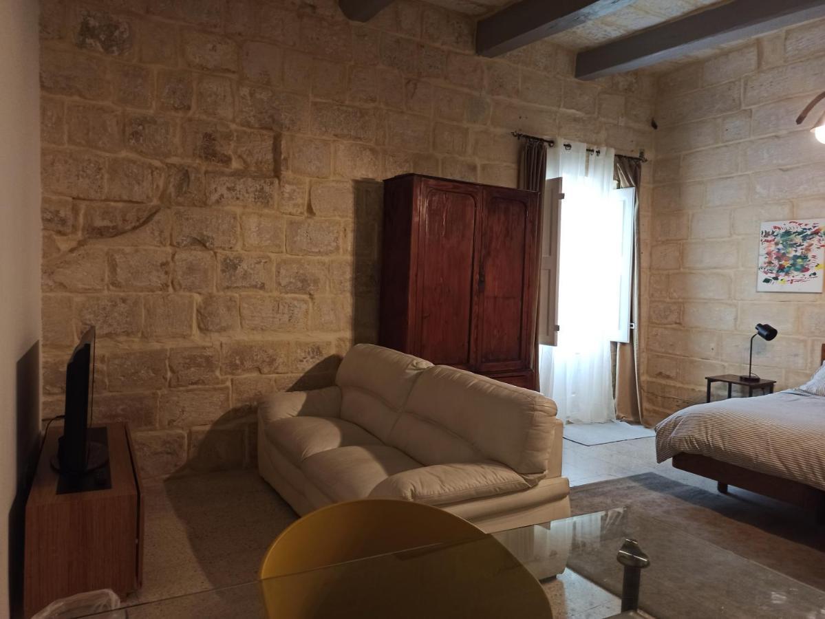 Beautiful Studio Apartment In Qormi Malta Zewnętrze zdjęcie